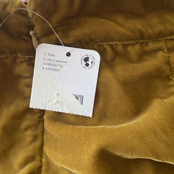 NWT - FREE PEOPLE VIVIENNE VELVET MINI SKIRT IN OLIVE GREEN SIZE: 0 - Picture 9 of 10